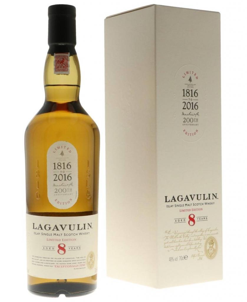 Lagavulin 8 Years Giftbox Whisky 70cl